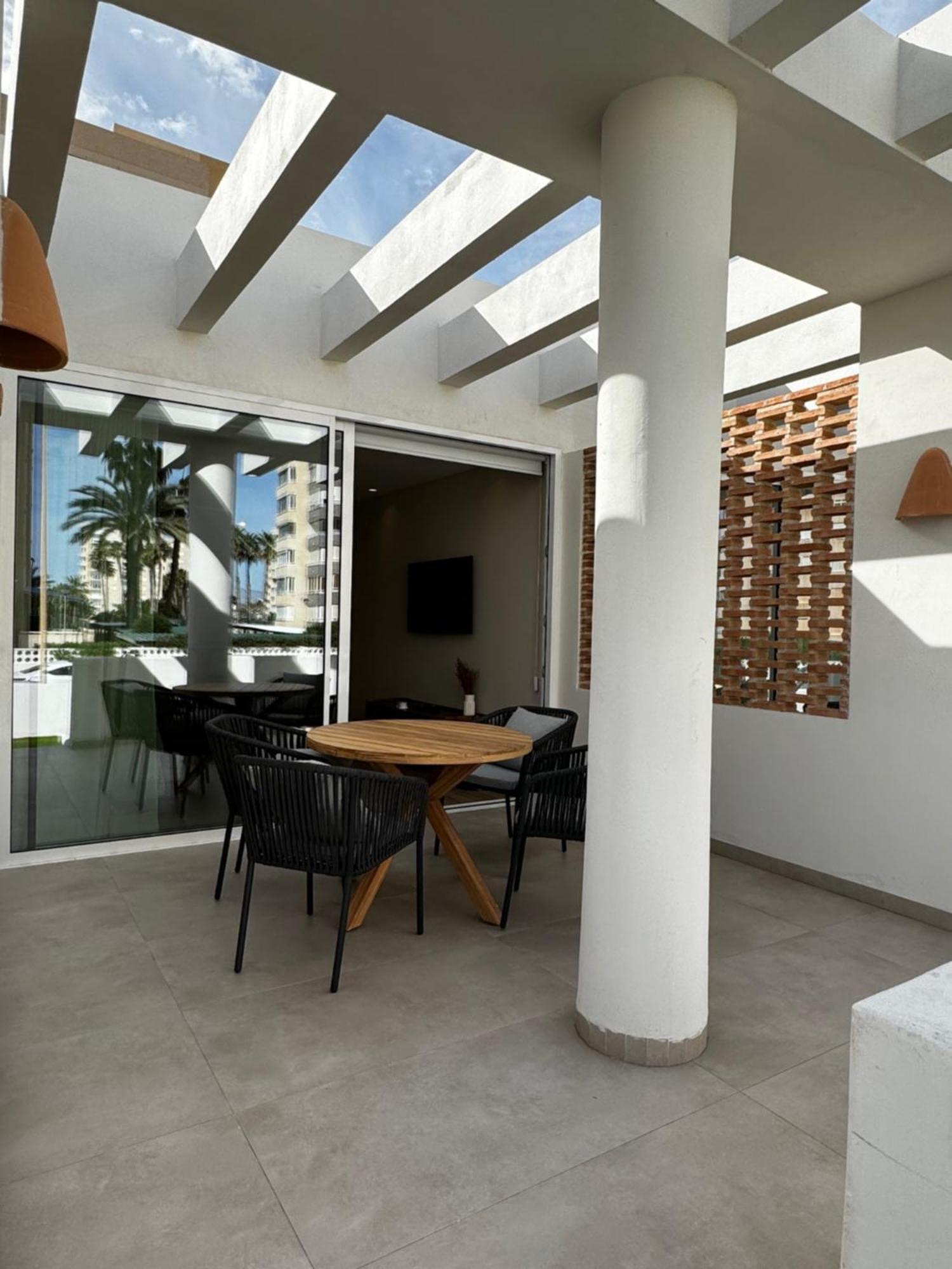 Reyes Catolicos Premium Beach, Playa Urbanova, Alicante Exterior photo